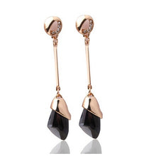 Load image into Gallery viewer, Elegant Long Earring