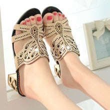 Load image into Gallery viewer, Chunky Heel Sandal