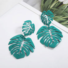 Load image into Gallery viewer, Vintage Geometric Statement Earring