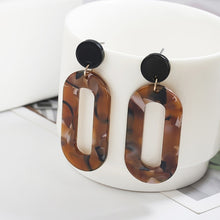 Load image into Gallery viewer, Vintage Geometric Statement Earring
