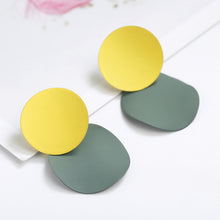 Load image into Gallery viewer, Vintage Geometric Statement Earring