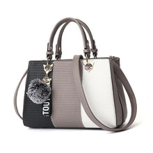 Load image into Gallery viewer, Ornaments Totes Sequined Handbag