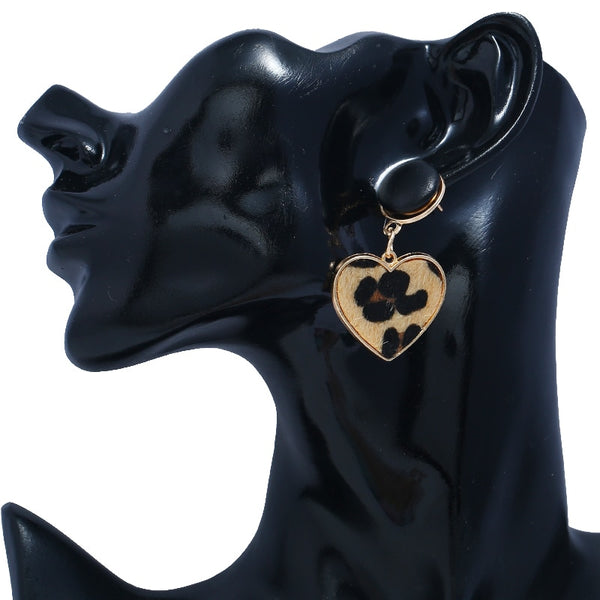 Imitation Velvet Heart Earring