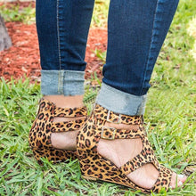 Load image into Gallery viewer, Leopard Casual Shoes