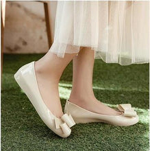 Load image into Gallery viewer, Flat Rain Sandal